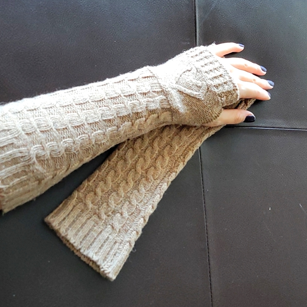 Wool half gloves